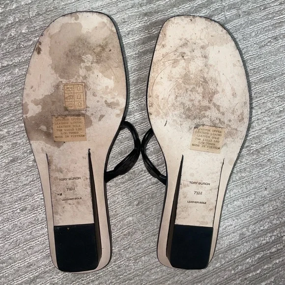 Tory Burch Tiny Miller Black Sandals.  Size 7.5 - Picture 5 of 5